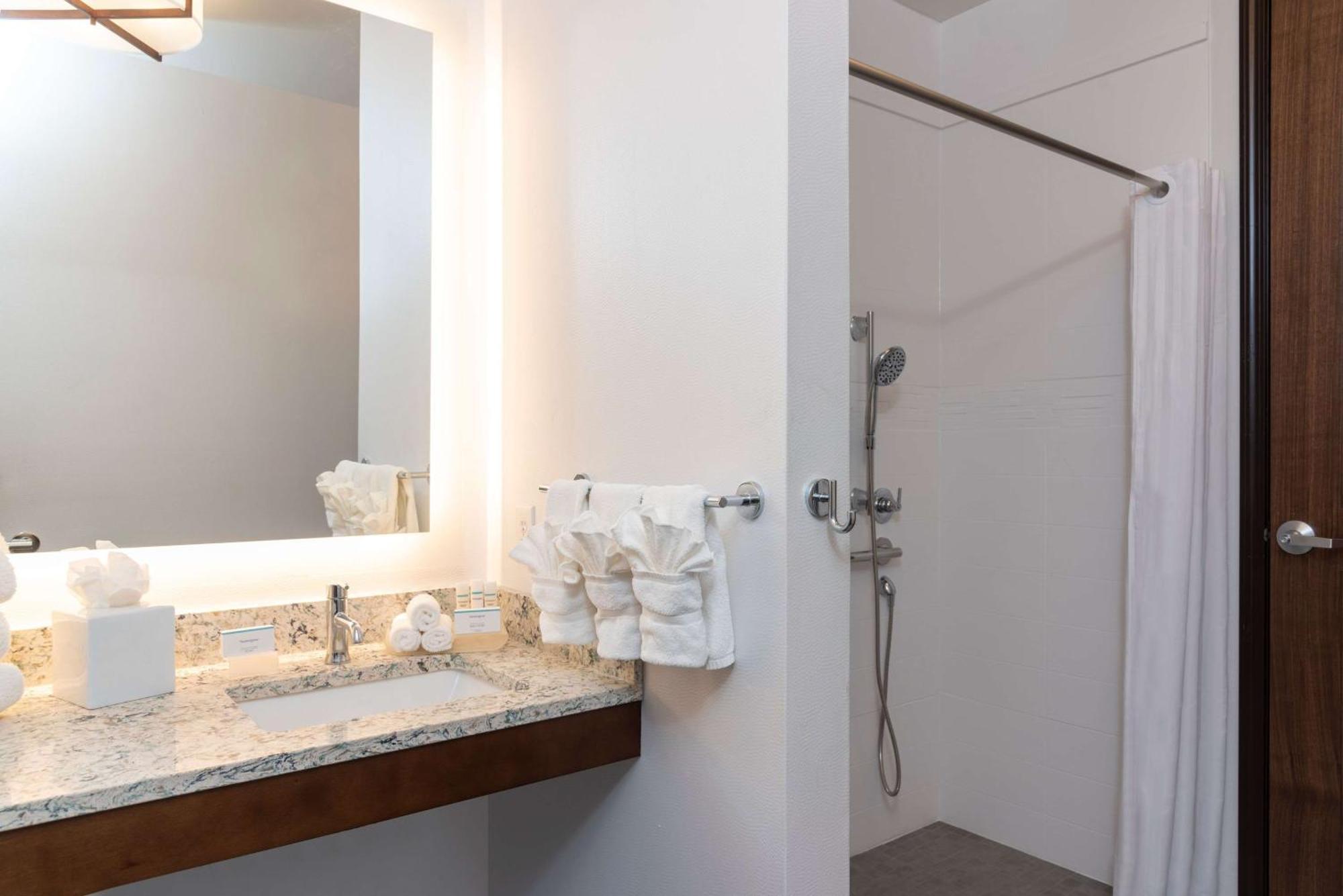Homewood Suites By Hilton Indianapolis Downtown Esterno foto
