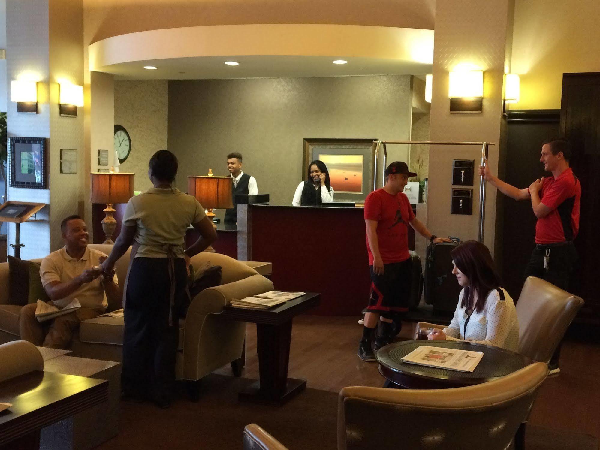 Homewood Suites By Hilton Indianapolis Downtown Esterno foto