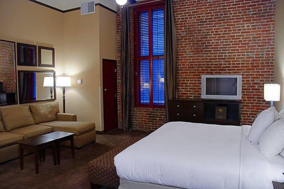 Homewood Suites By Hilton Indianapolis Downtown Esterno foto